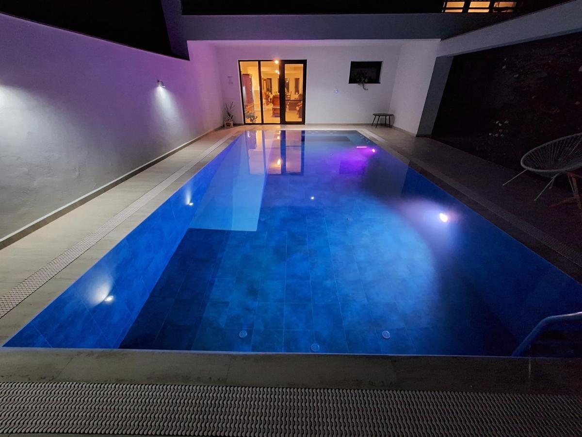 Trend Bed & Breakfast Arad Luaran gambar