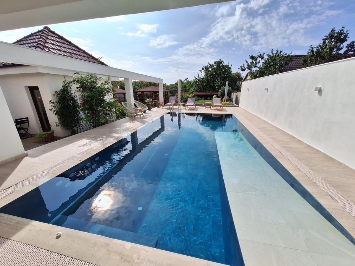 Trend Bed & Breakfast Arad Luaran gambar