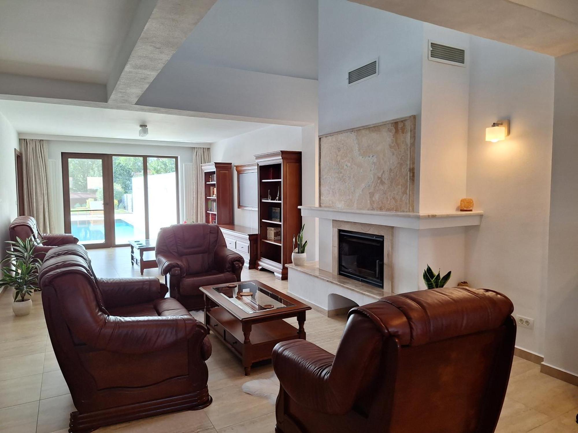 Trend Bed & Breakfast Arad Luaran gambar