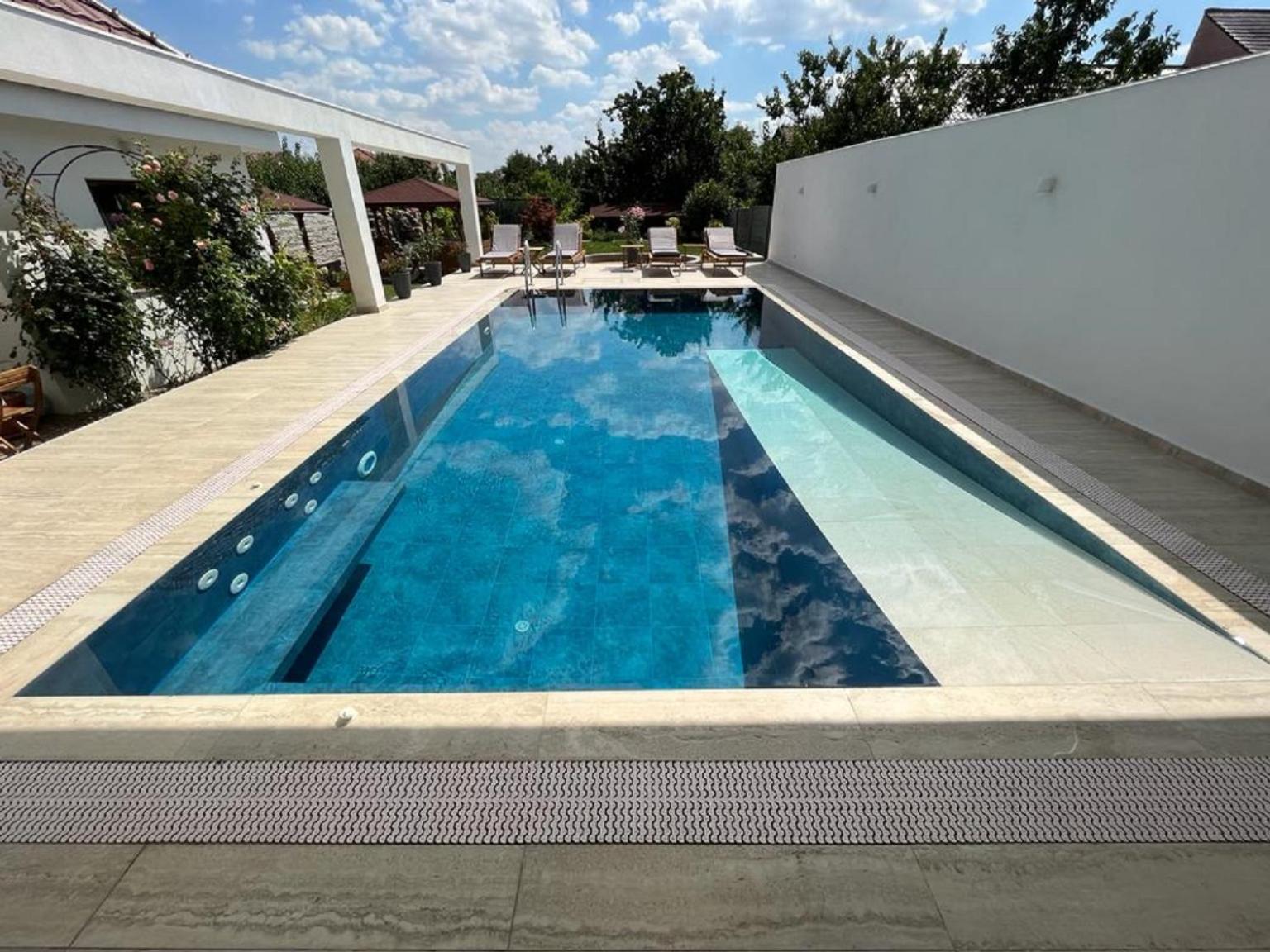 Trend Bed & Breakfast Arad Luaran gambar